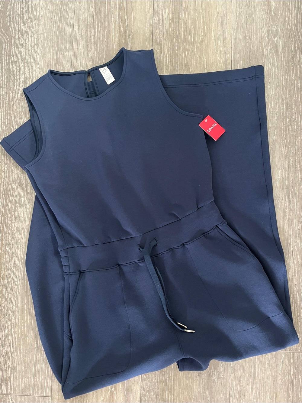 Spanx AirEssentials Jumpsuit New With Tags Size Medium - Picture 2 of 7